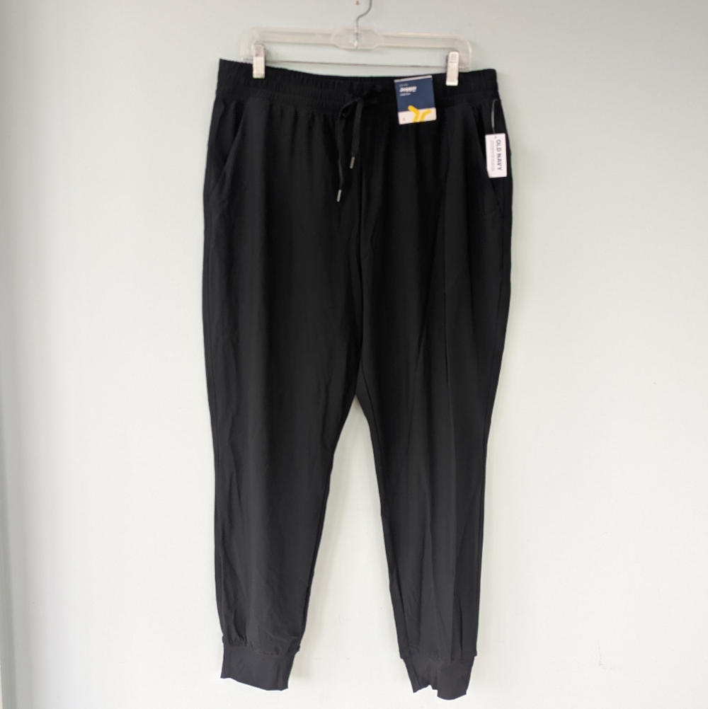 NWT Old Navy Women's Sleek Tech Black High  Rise Athletic Jogger Pants - Picture 5 of 11